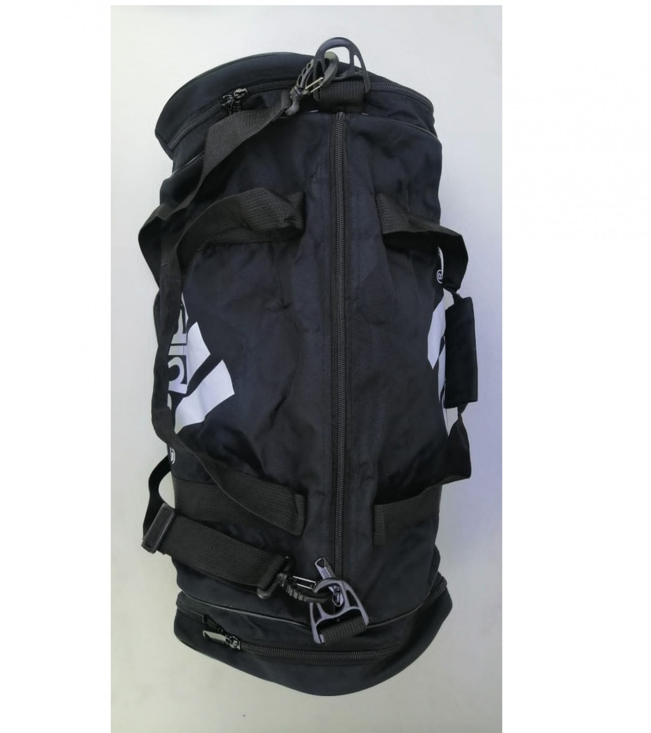 DUFFLE GYM BAG PRIME QUALITY SURFACE MATERIAL